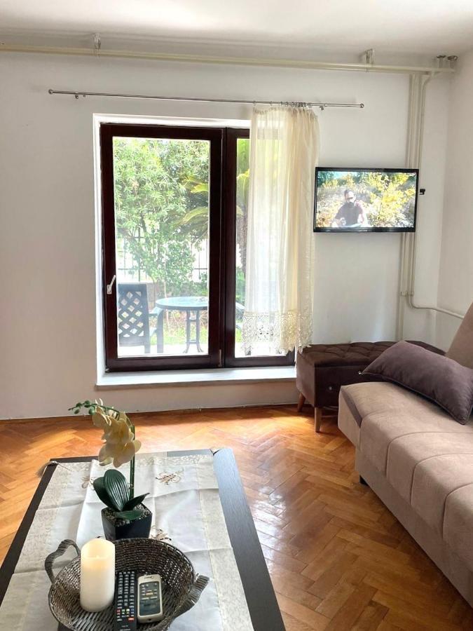 Julija 1 Apartment Igalo Ngoại thất bức ảnh